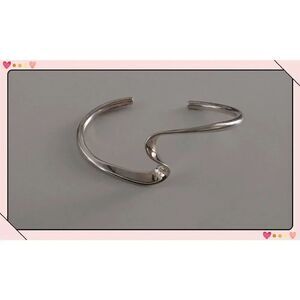 Pretty Vintage 925 Sterling Silver Wave Design Cuff Bracelet